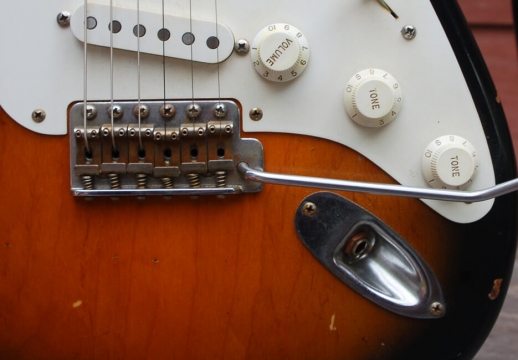 guitar1-935-web
